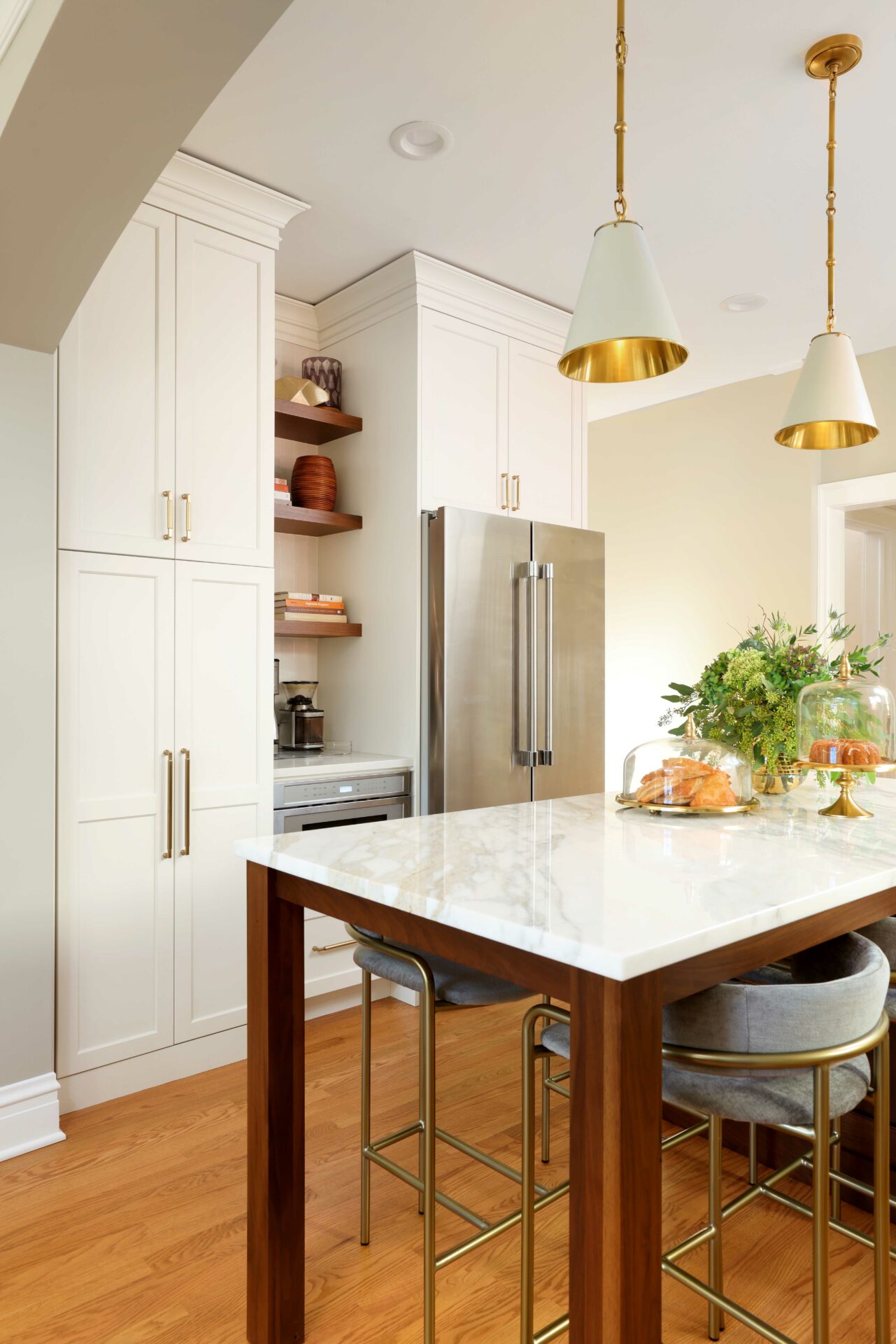 Ivory kitchen with stainless steel appliances