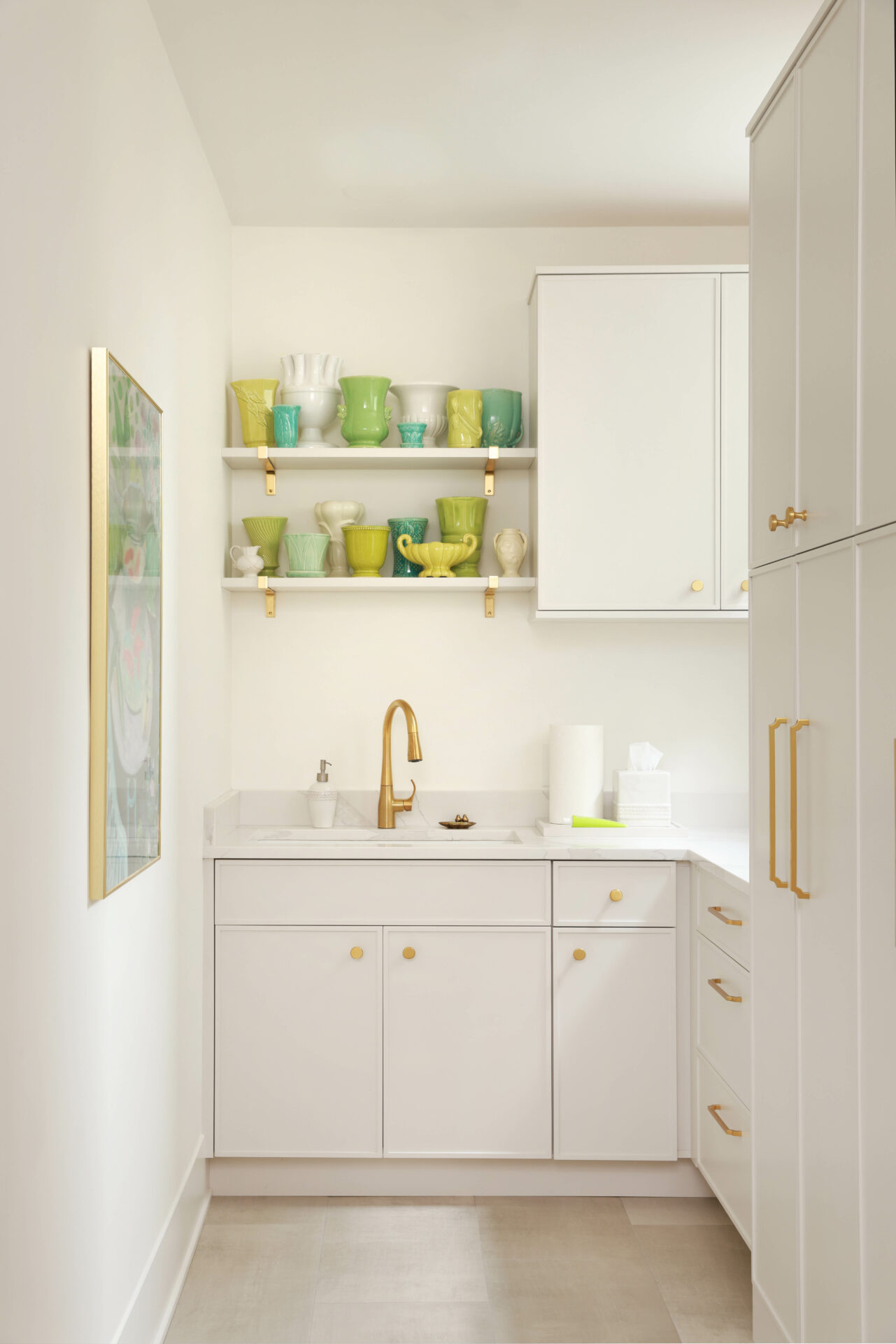 mudroom with sink